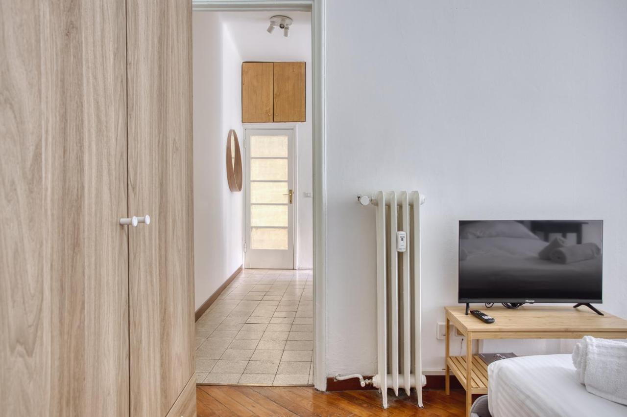 Joivy Mauri - Cosy Flats Near The Duomo Apartman Milánó Kültér fotó