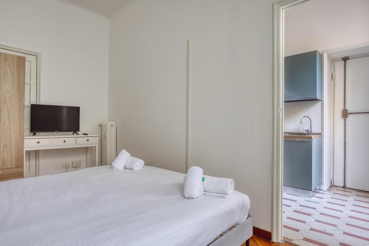 Joivy Mauri - Cosy Flats Near The Duomo Apartman Milánó Kültér fotó